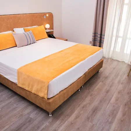 Italia Hotel 3*