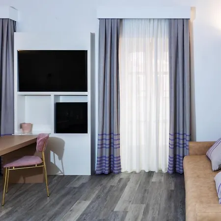 Italia Hotel 3*