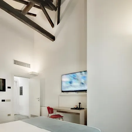 Italia Hotel 3*