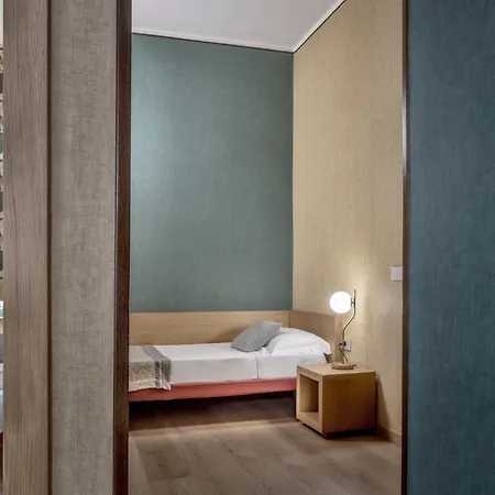 Italia Hotel 3*