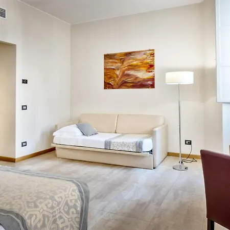 Italia 3*