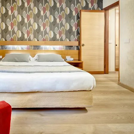 Hotel Italia 3*