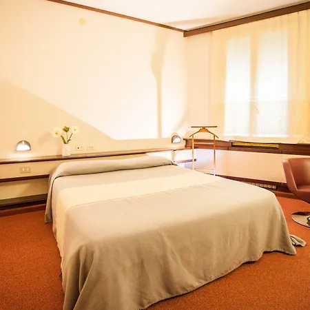Italia Hotel