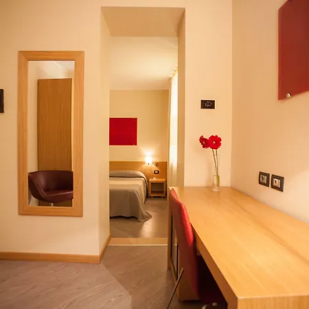 Ξενοδοχείο Italia 3*