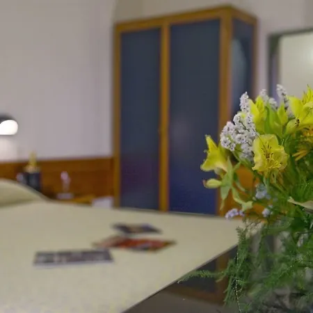 Italia Hotel 3*