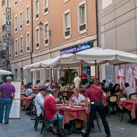 Italia Ξενοδοχείο