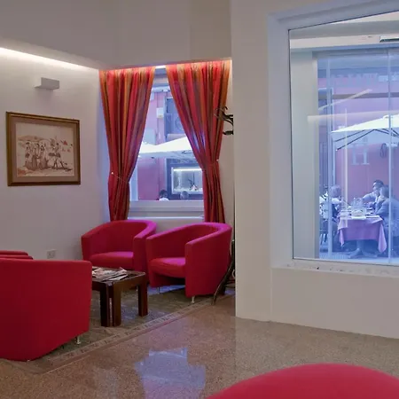 Hotel Italia 3*